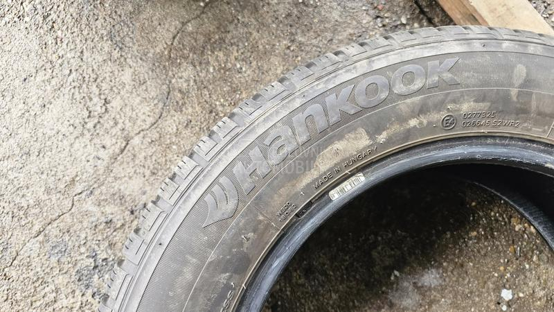 Hankook 205/60 R16 Zimska
