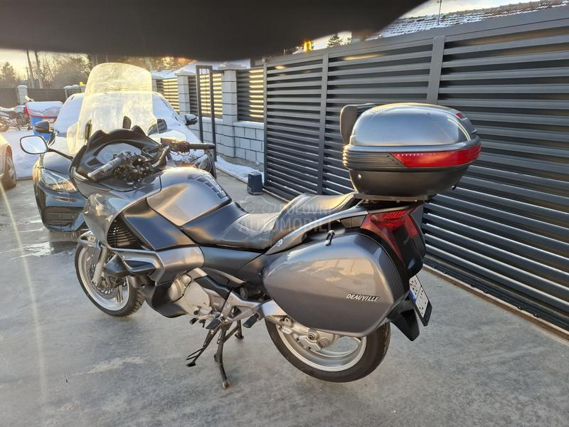 Honda NT 700.V Deauville
