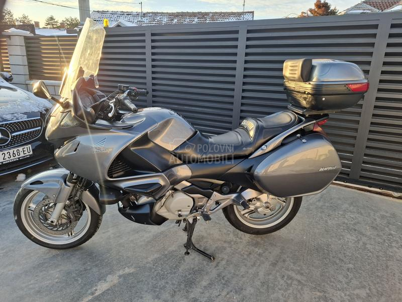 Honda NT 700.V Deauville