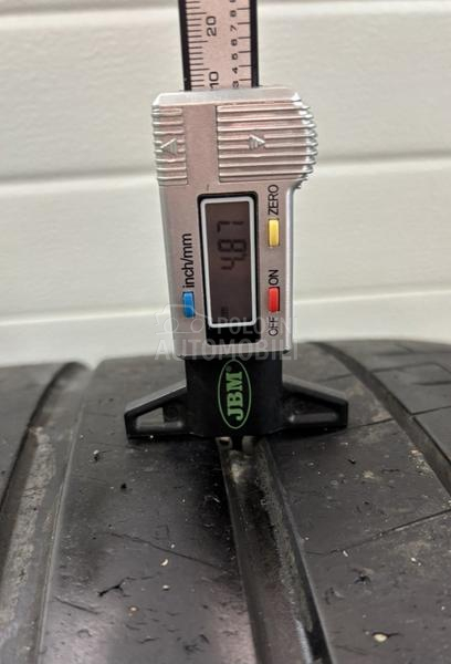 Pirelli 275/35 R23 Letnja