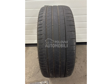 Pirelli 275/35 R23 Letnja