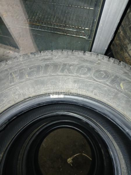 Hankook 215/70 R15 Zimska