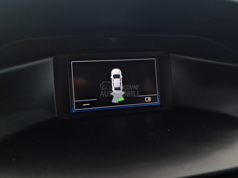 Ford Focus 1.0 B E N Z //LED//