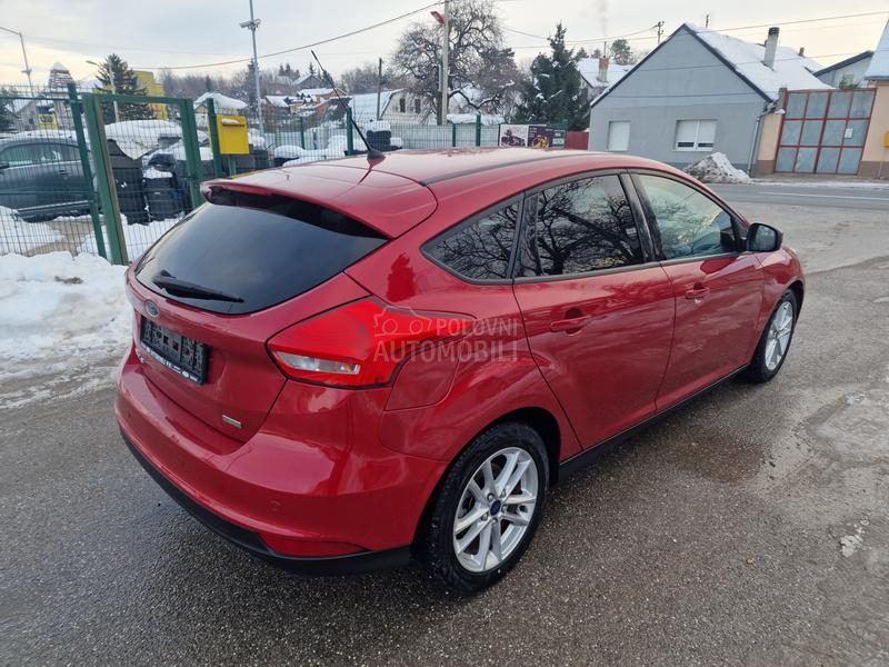 Ford Focus 1.0 B E N Z //LED//