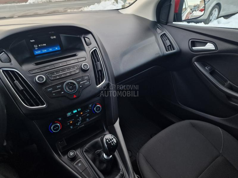 Ford Focus 1.0 B E N Z //LED//