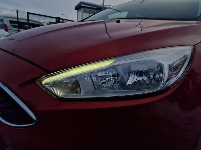 Ford Focus 1.0 B E N Z //LED//