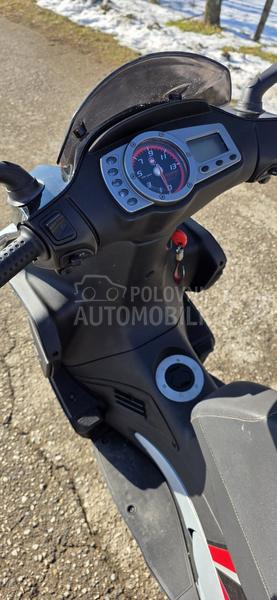 Gilera runner