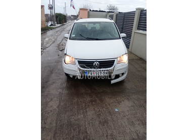 Volkswagen Touran 