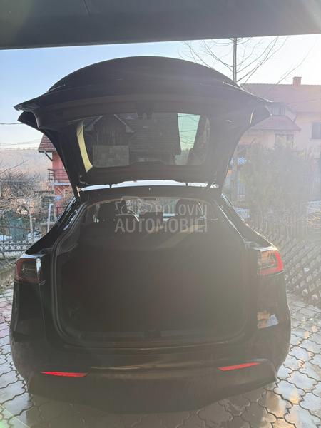 Tesla Model Y LongRange DualMotor