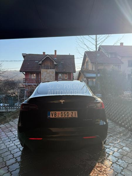 Tesla Model Y LongRange DualMotor