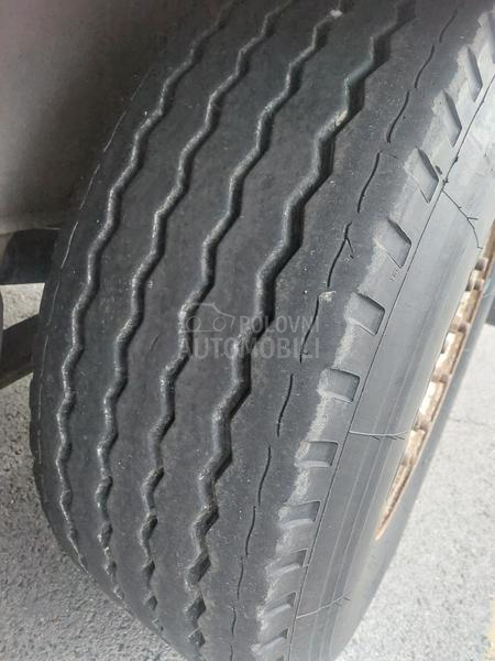 Schmitz Prikljucno vozilo