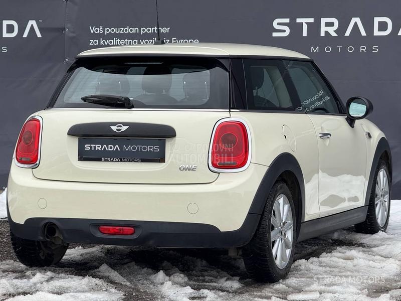 MINI One 
