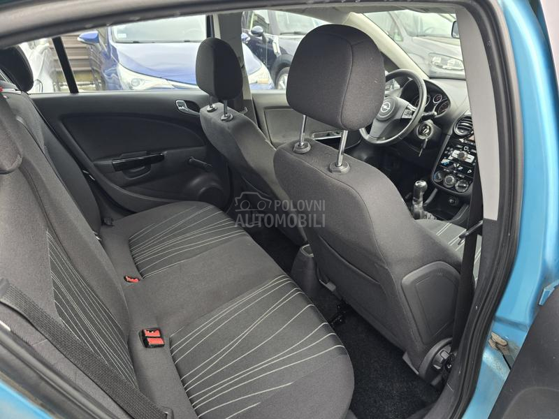Opel Corsa D 1.4 CH