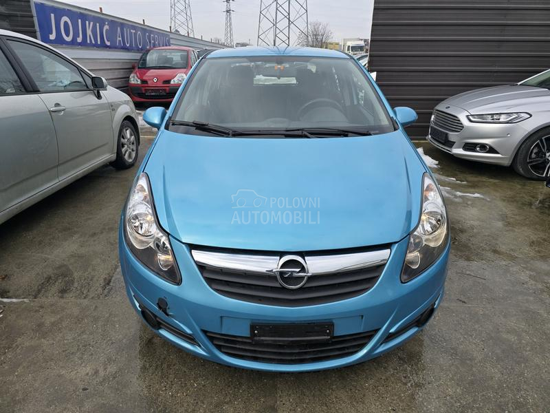Opel Corsa D 1.4 CH