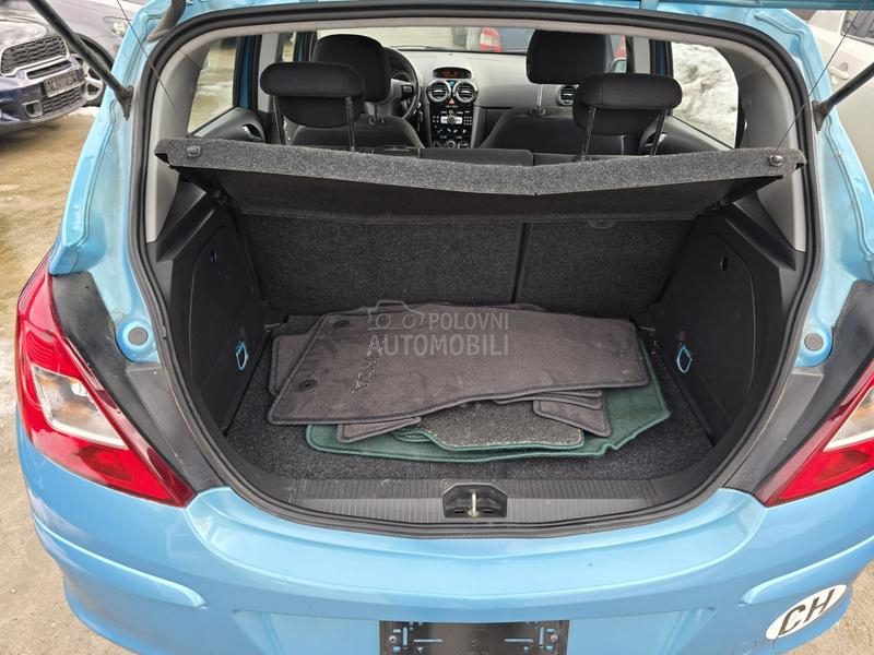 Opel Corsa D 1.4 CH