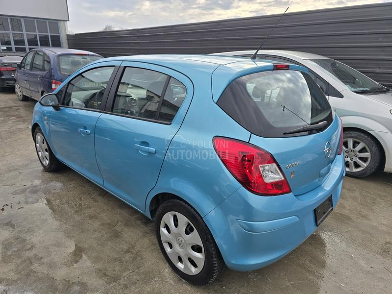 Opel Corsa D 1.4 CH