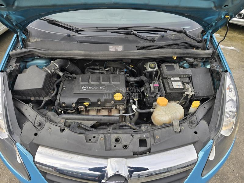 Opel Corsa D 1.4 CH