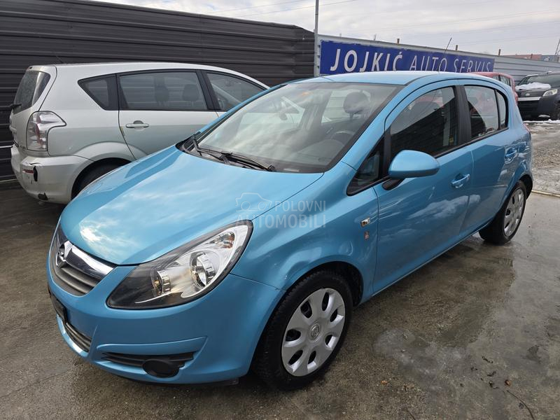 Opel Corsa D 1.4 CH