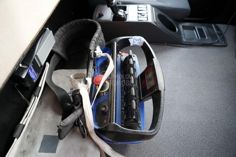 Renault Tegljač/Kran/IMP3605