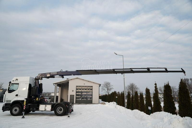 Renault Tegljač/Kran/IMP3605