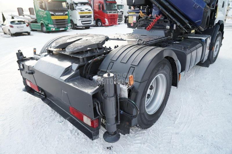 Renault Tegljač/Kran/IMP3605