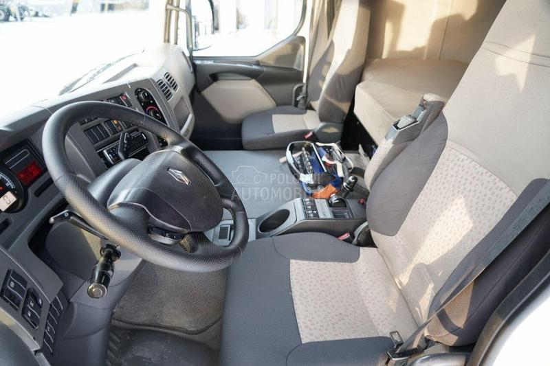 Renault Tegljač/Kran/IMP3605