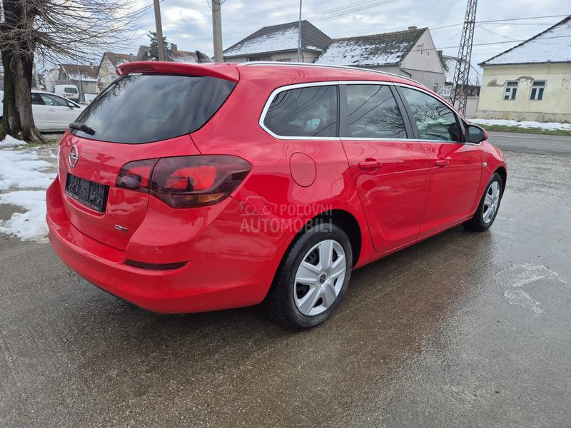 Opel Astra J 1.7 CDTI