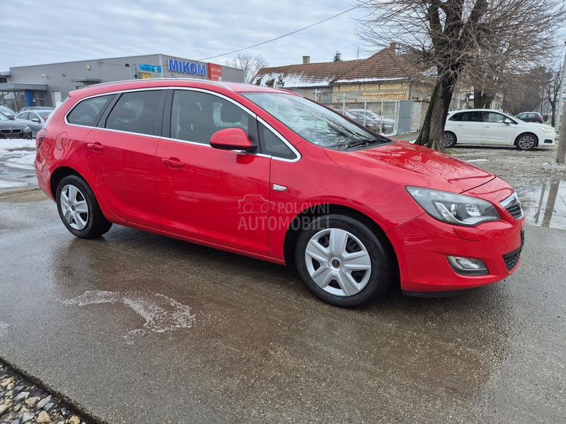 Opel Astra J 1.7 CDTI