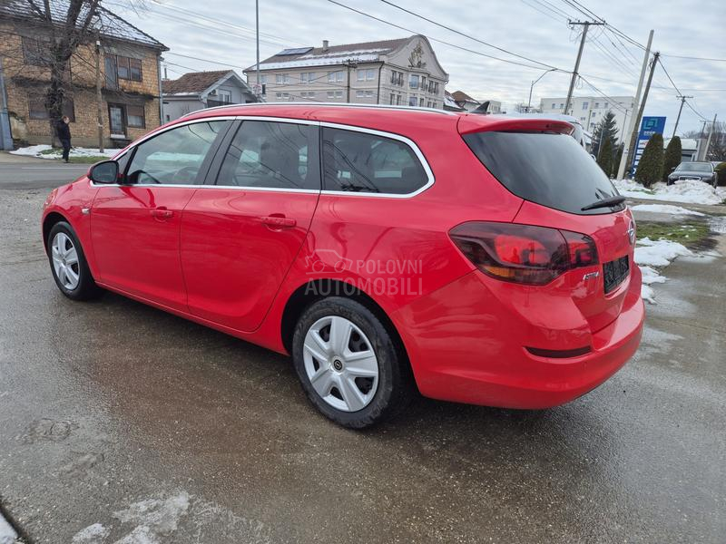 Opel Astra J 1.7 CDTI