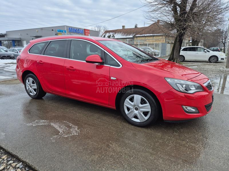 Opel Astra J 1.7 CDTI