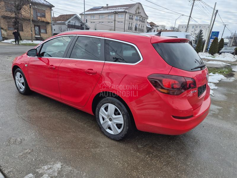 Opel Astra J 1.7 CDTI