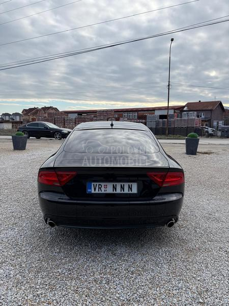 Audi A7 quattro