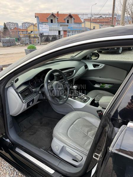 Audi A7 quattro