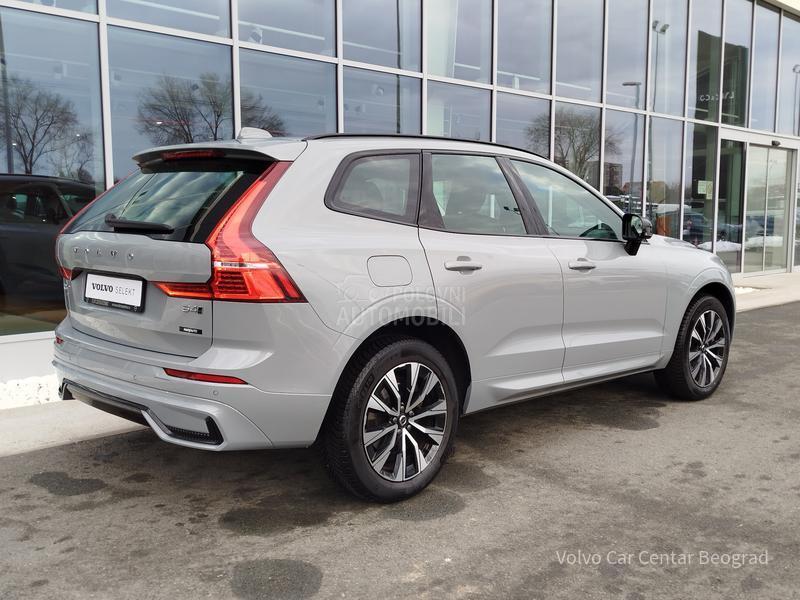 Volvo XC60 B4 PLUS DARK