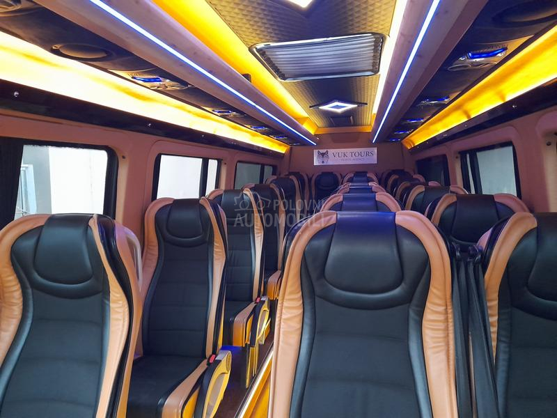 Mercedes Benz sprinter