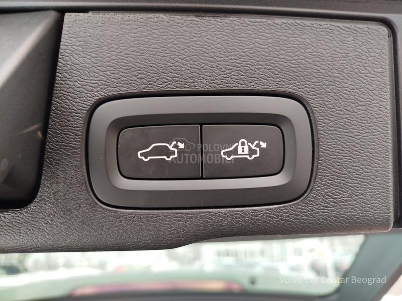 Volvo XC60 B4 CORE AT