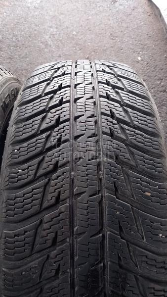 Nokian 225/65 R17 Zimska