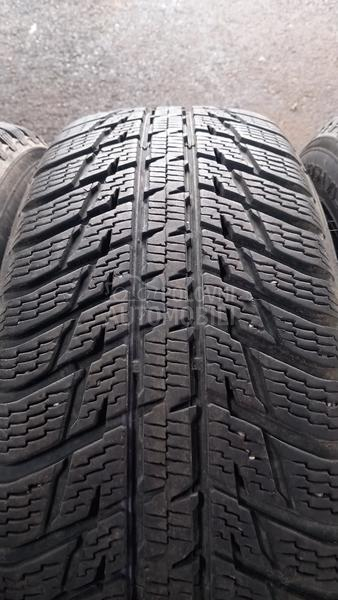 Nokian 225/65 R17 Zimska