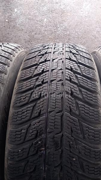 Nokian 225/65 R17 Zimska