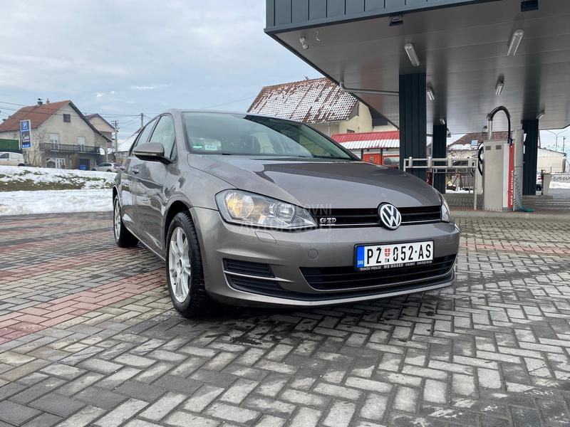 Volkswagen Golf 7 