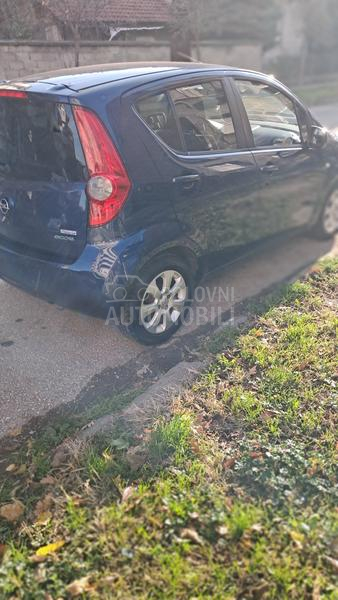 Opel Agila 
