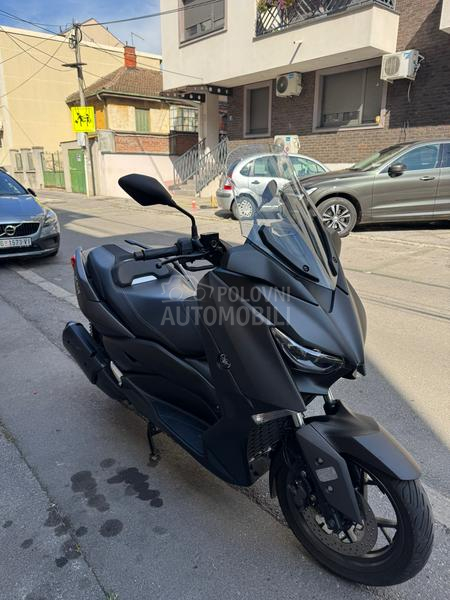 Yamaha X max 300
