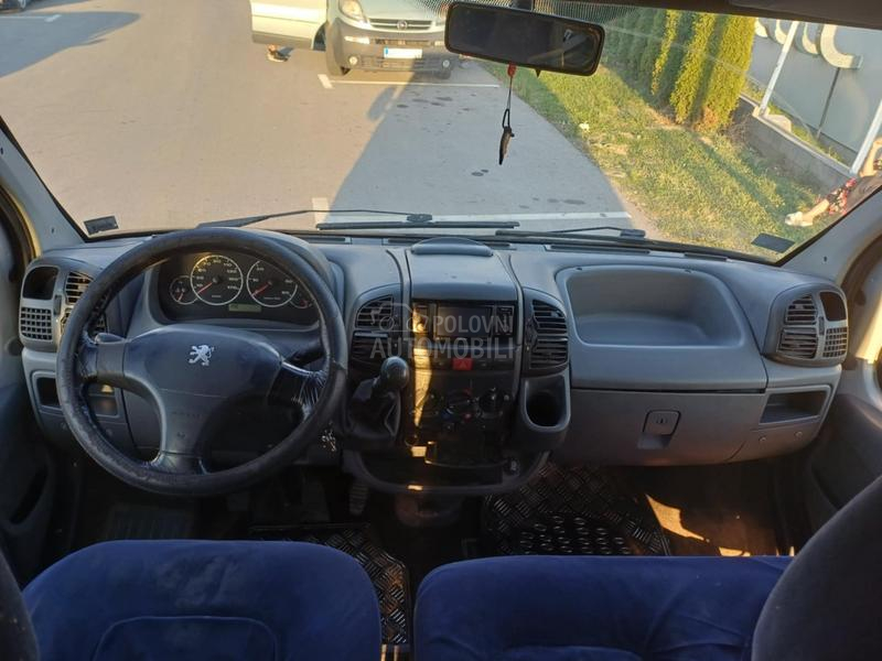 Peugeot Boxer 