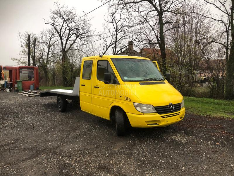 Mercedes Benz sprinter