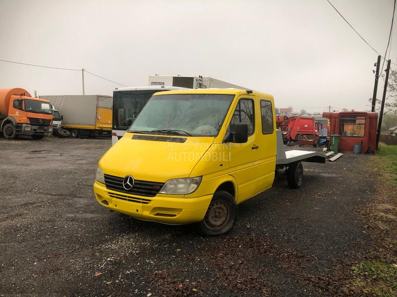 Mercedes Benz sprinter