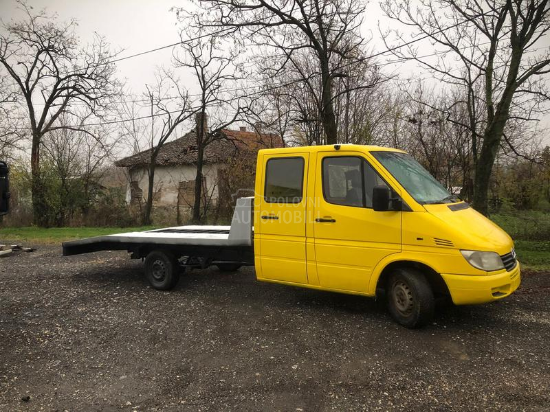 Mercedes Benz sprinter