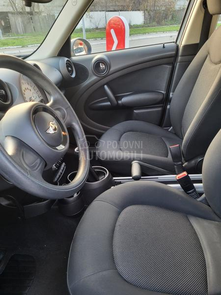 MINI Countryman 1.6d 4x4 CH