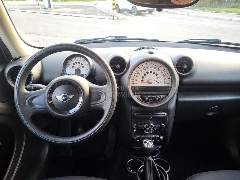 MINI Countryman 1.6d 4x4 CH