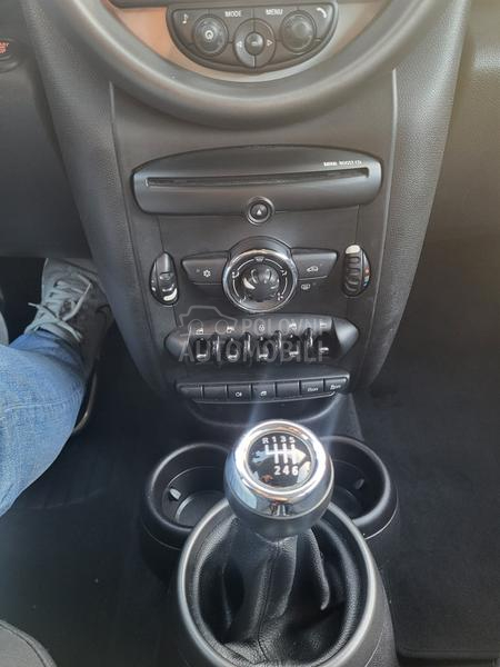 MINI Countryman 1.6d 4x4 CH