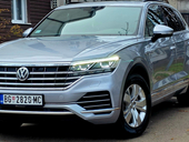 Volkswagen Touareg 3.0 V6 286hp MATRIX